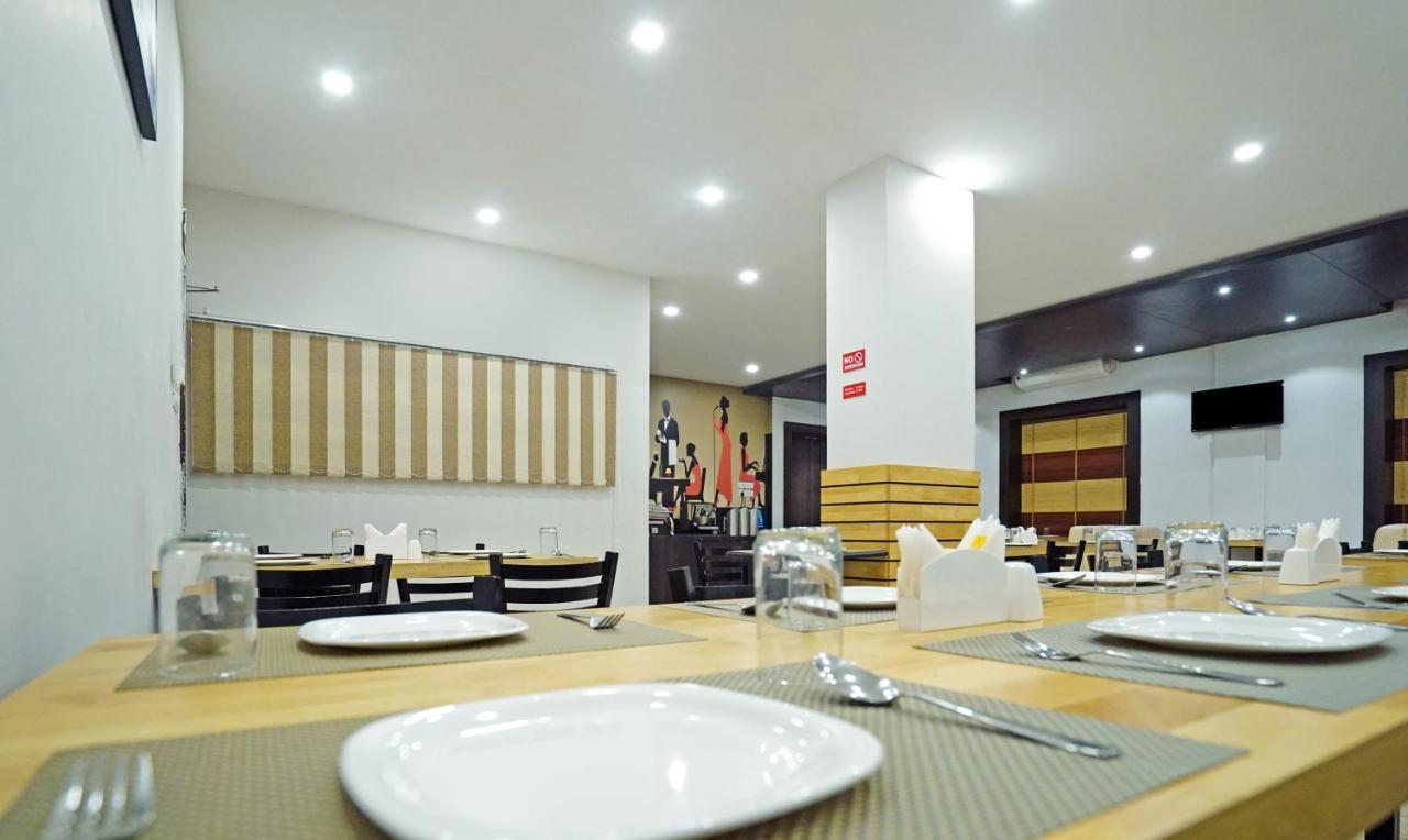 特雷布潮流悠闲住宿大酒店 布巴内什瓦尔 外观 照片