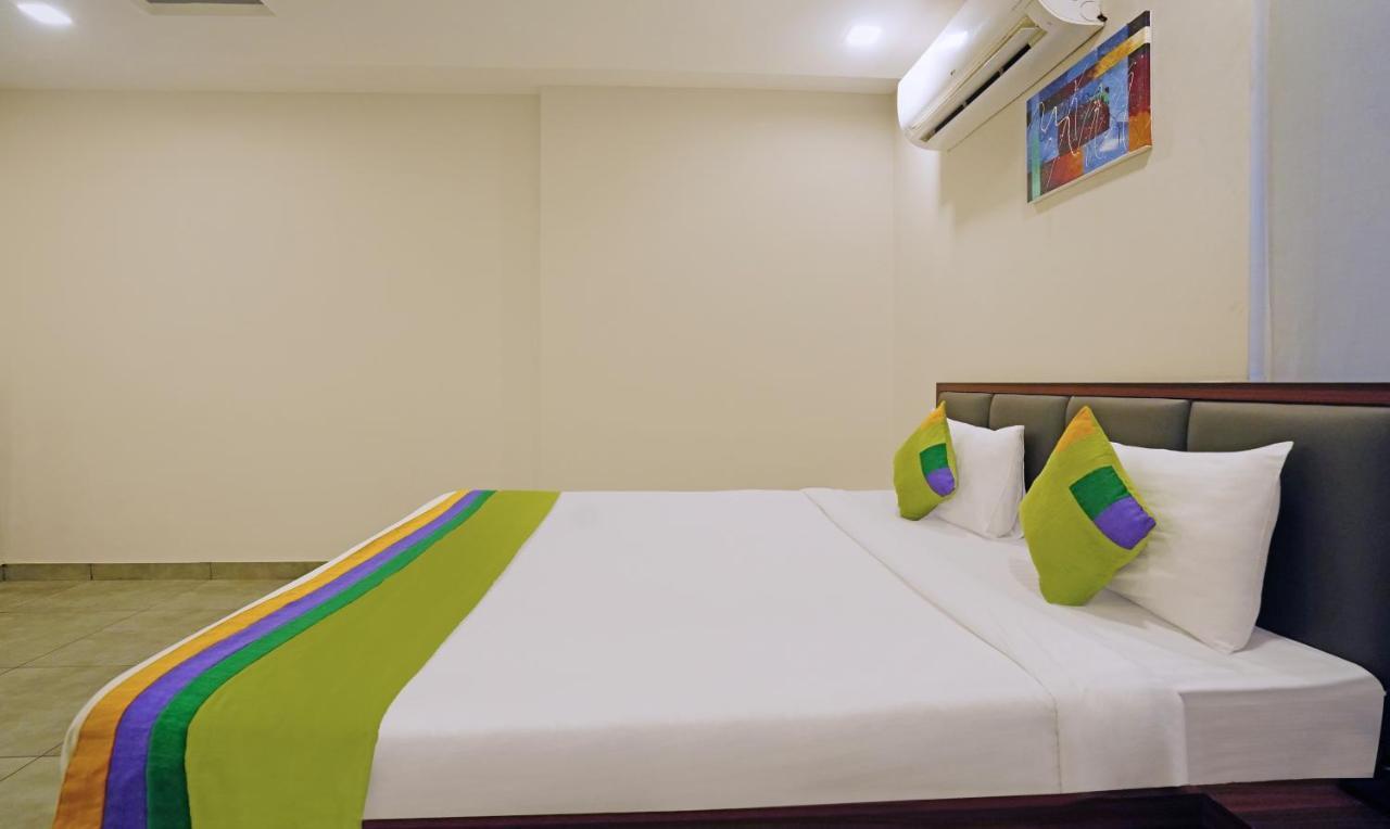 特雷布潮流悠闲住宿大酒店 布巴内什瓦尔 外观 照片